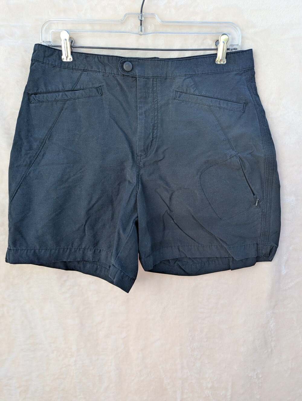 Columbia Sportswear Authentic Issue Women's Black Hiking Utility Shorts Size 10